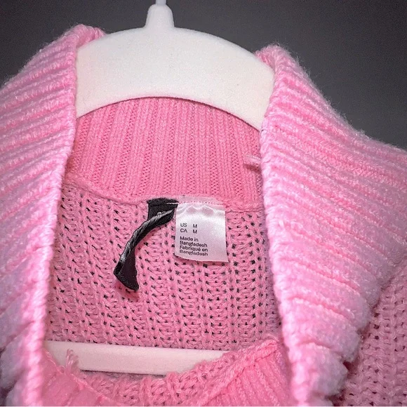 H&M Light Pink Turtle Neck Sweater - Picture 3 of 4
